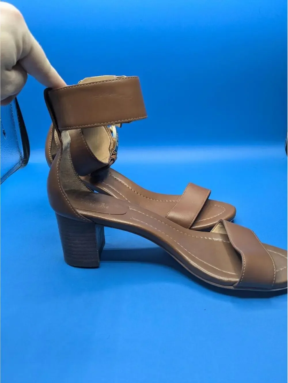 Michael Kors Women's Brown Open Toe Ankle Strappy Block Heel Sandals Size 8.5
